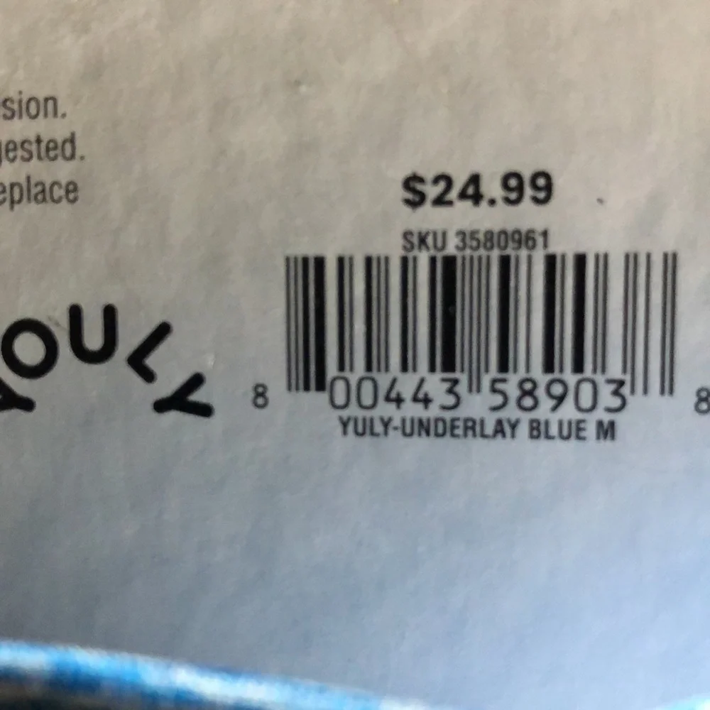 NWT Youly base layer dog tee M
